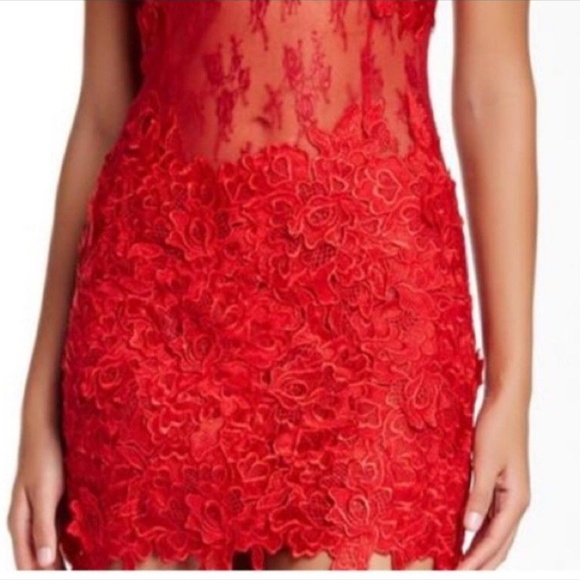 Issue New York Dress SLEEVELESS - Picture 3 of 5